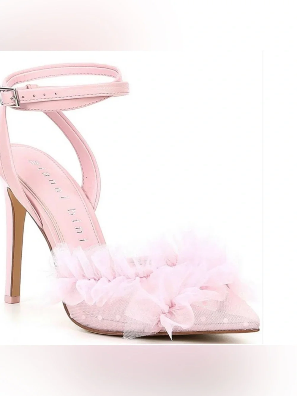 Gianni Bini stylish statement